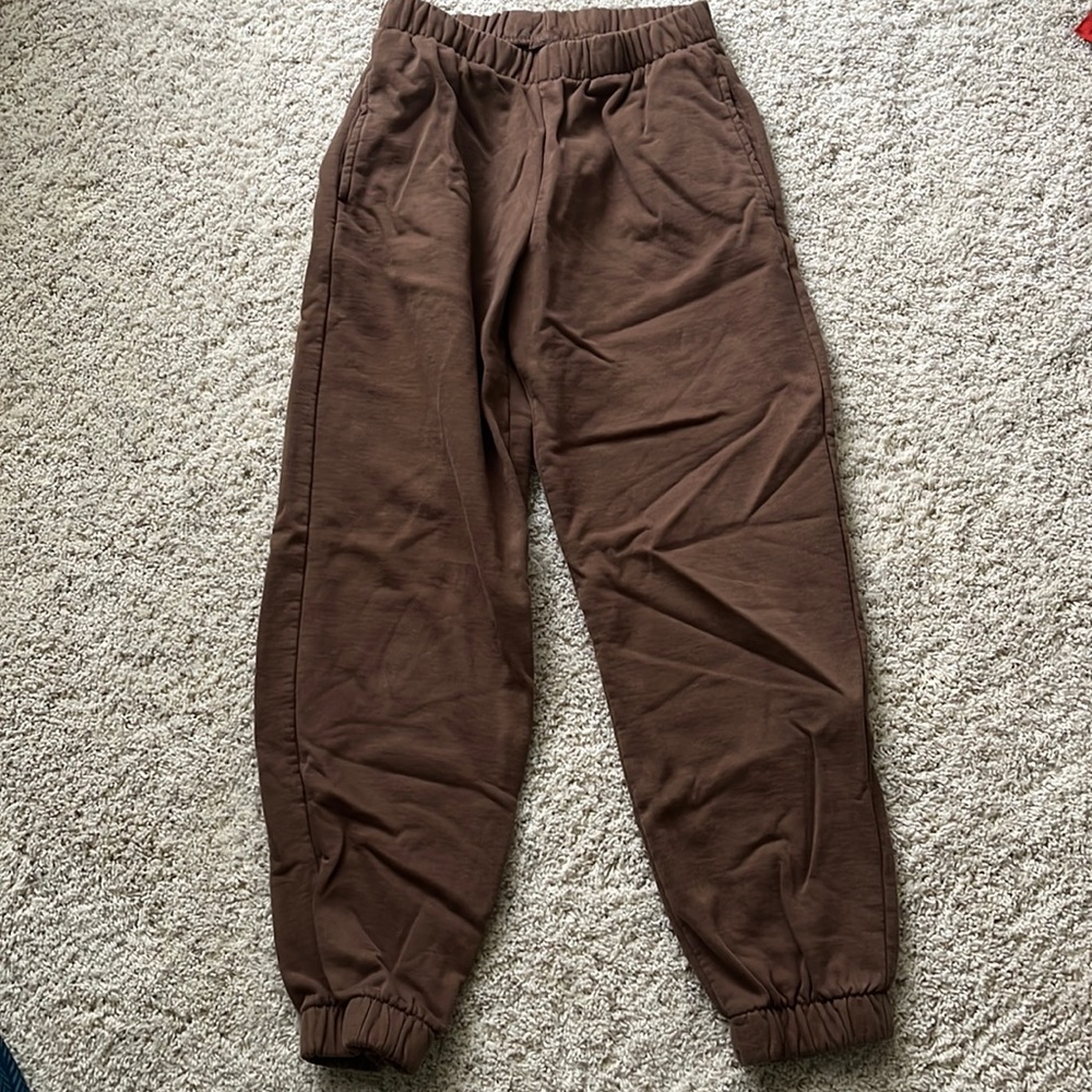 Brandy Melville sweatpants